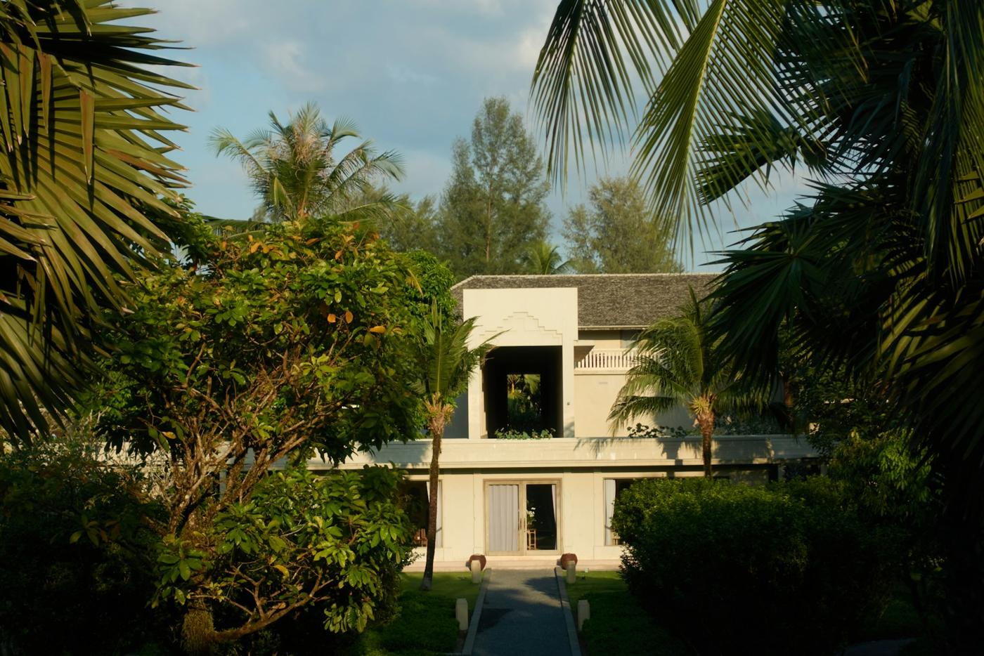 Illustrative house architecture, not a Manozake project